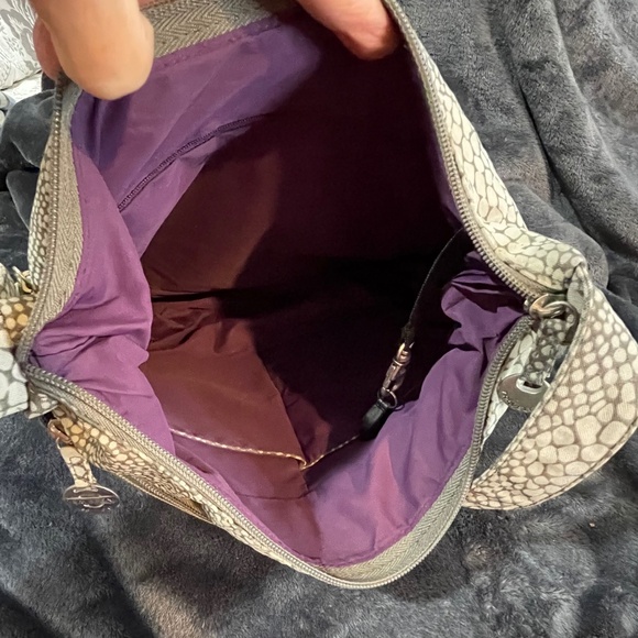 Travelon Greige Snakeskin Travelon Large RFID Bag - Picture 5 of 14